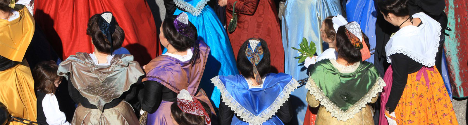 gite calme arles piscine